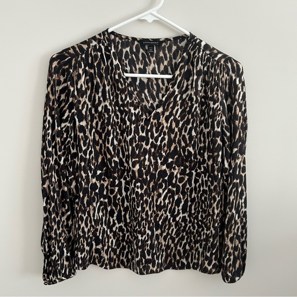 Banana Republic animal print blouse